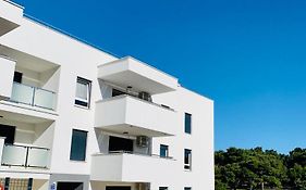 Apartment Alexandra erste Linie vor Meer und Kamenjak